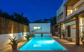 Shankara Holbox Unique-Comfortable-Close To The Beach H1
